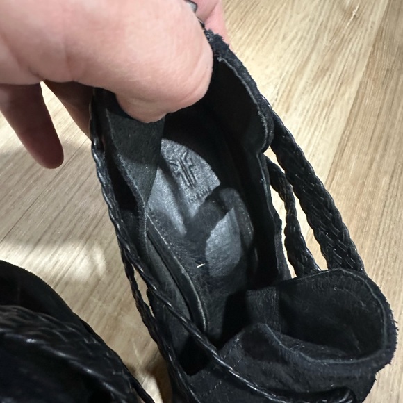 Frye  Margareth  suede  braided booties  in good condition Sz 10 - Picture 9 of 11